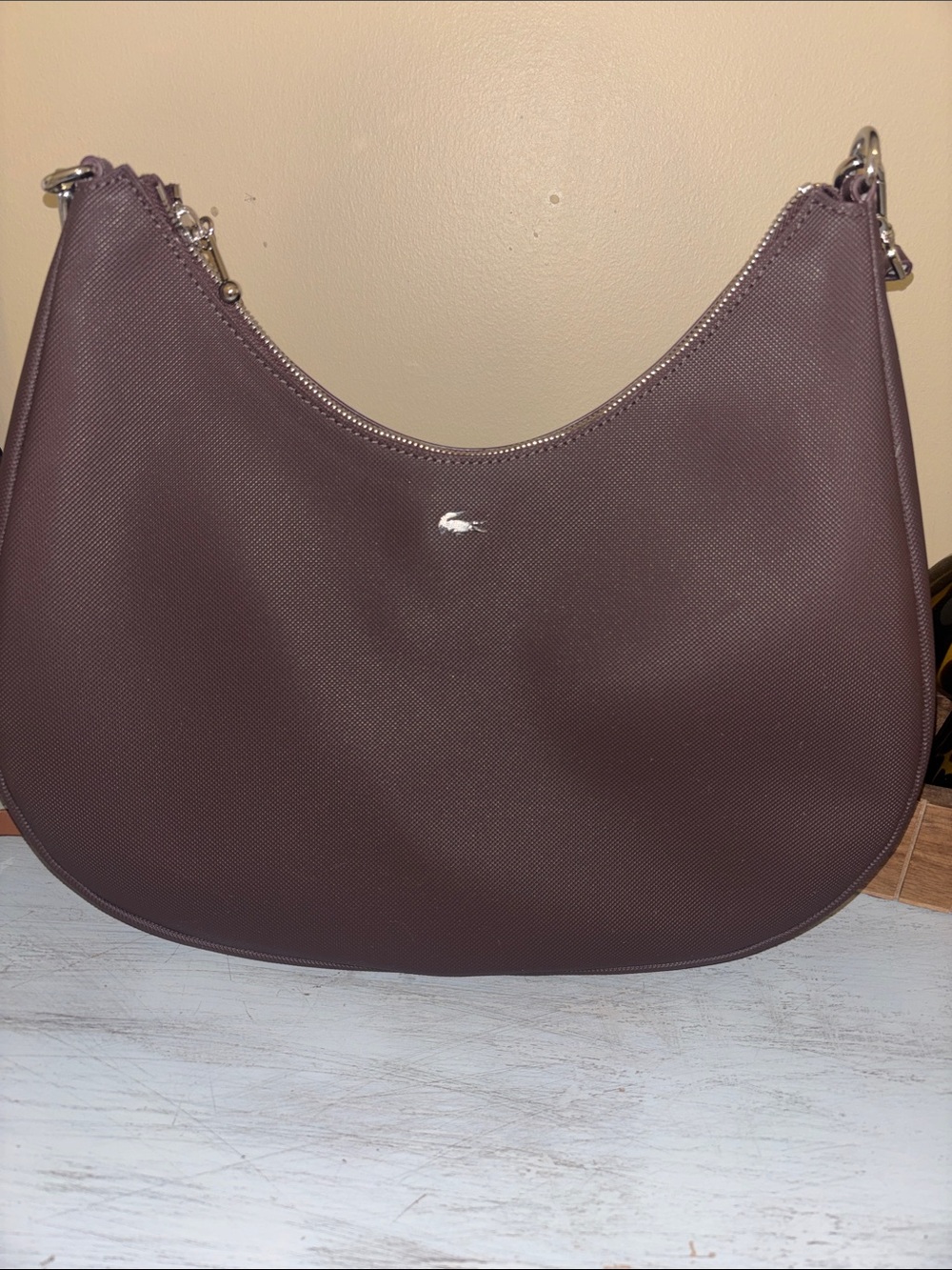 Lacoste Shoulder Bag in Deep Burgundy Saffiano Leather - Picture 4 of 4